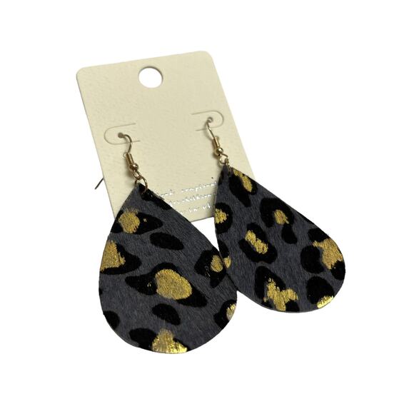NWT Gold Tone Leopard Print Teardrop Drop Earrings - Picture 2 of 3